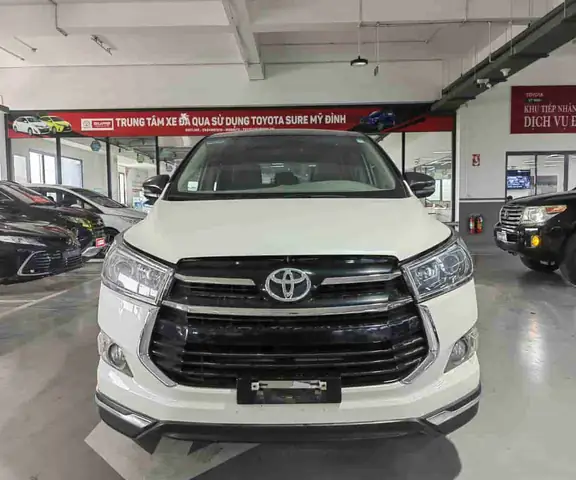 Toyota Innova 2.0 Venturer