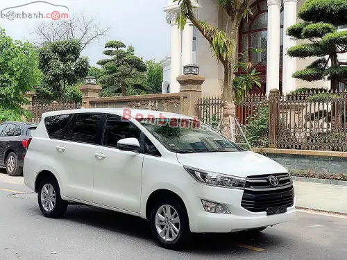 Toyota Innova 2019 E