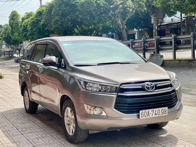 Toyota Innova 2019 E