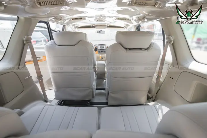 Toyota Innova 8 Seater