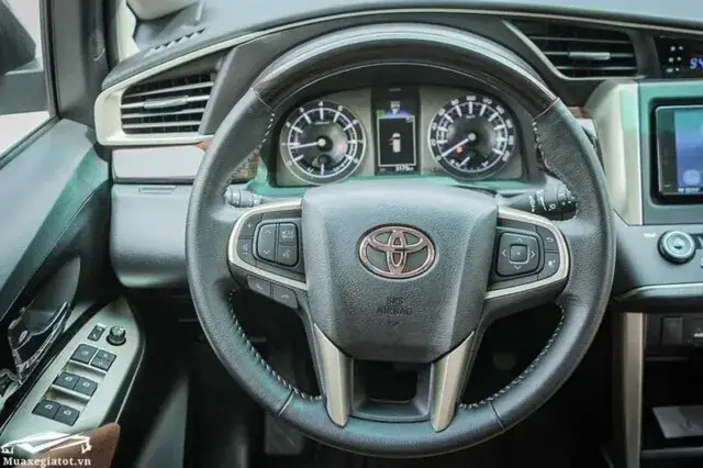 Toyota Innova Trả Góp
