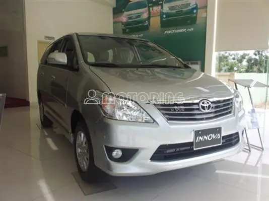 Toyota Innova V 2013