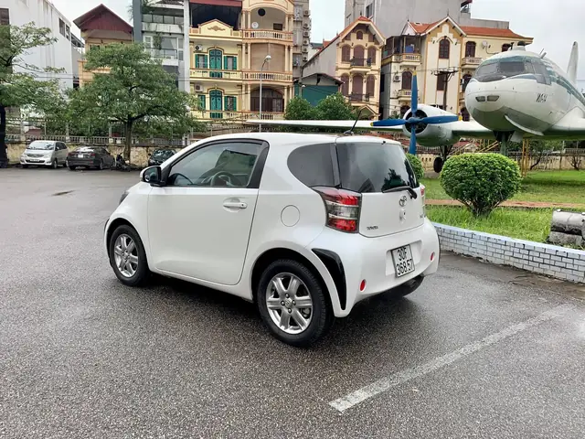 Toyota Iq 2 Chỗ