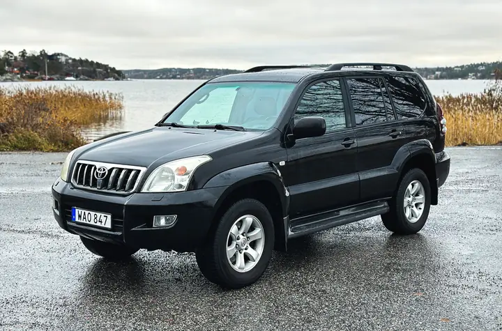Toyota Land Cruiser 2004