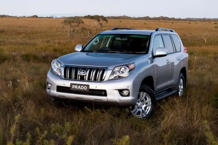 Toyota Land Cruiser 2010