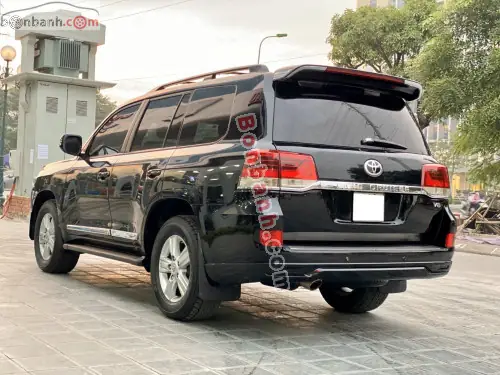 Toyota Land Cruiser 5.7
