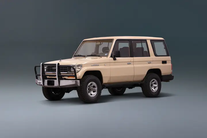 Toyota Land Cruiser Rj77