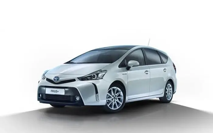 Toyota Prius 7 Chỗ