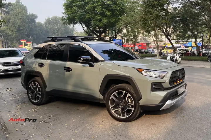 Toyota Rav4 Viet Nam