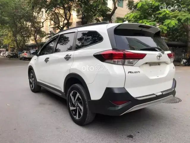 Toyota Rush 2018 Giá