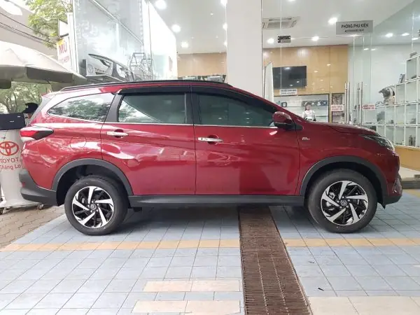 Toyota Rush Màu Đỏ