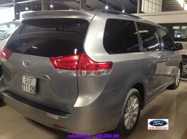 Toyota Sienna Cũ Tphcm