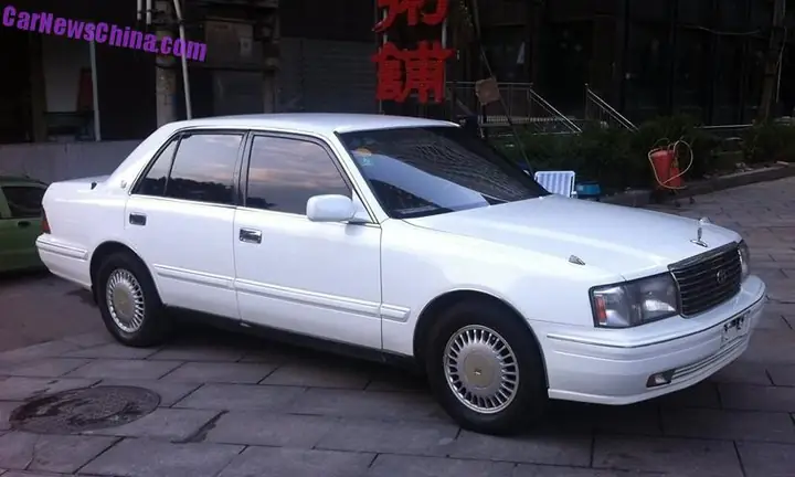 Toyota Super Saloon Crown