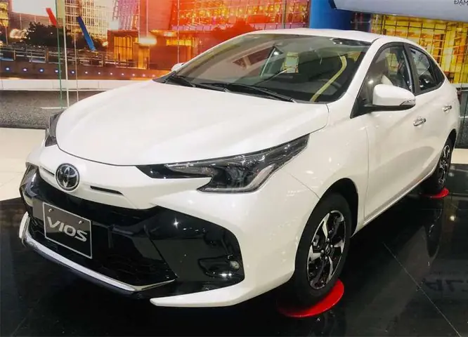 Toyota Vios Màu Trắng