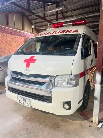 Xe Cứu Thương Toyota Hiace Cũ