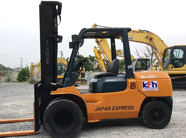 Xe Nâng Hàng Toyota