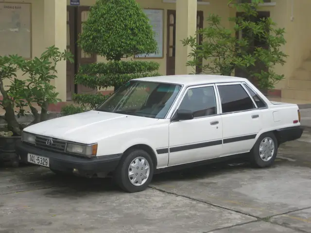 Xe Oto Toyota Cũ