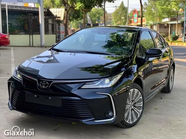 Xe Toyota Altis 1.8
