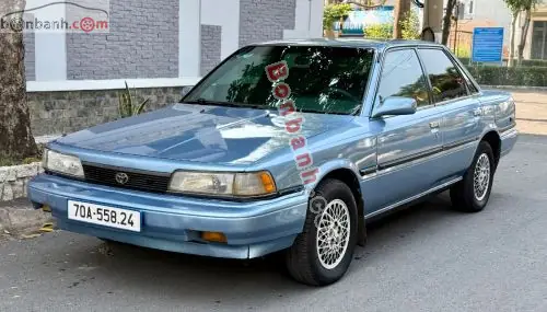 Xe Toyota Camry 1990