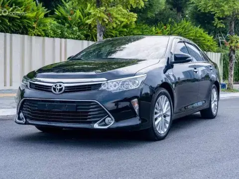 Xe Toyota Camry 2018