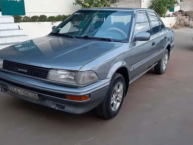 Xe Toyota Corolla 1990