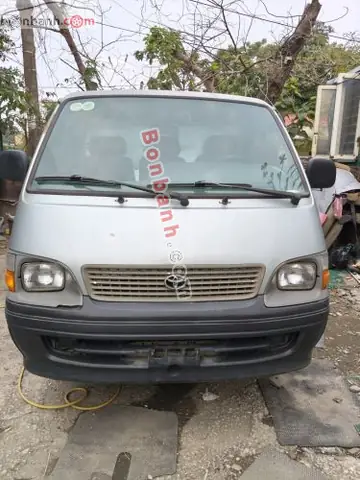 Xe Toyota Hiace 2003