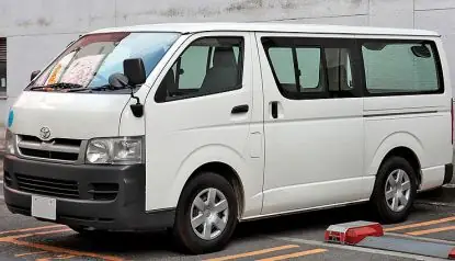 Xe Toyota Hiace 2005