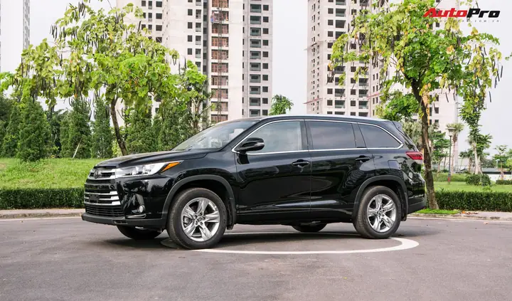 Xe Toyota Highlander 2019