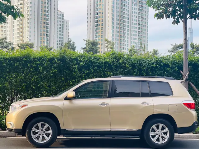 Xe Toyota Highlander Cũ