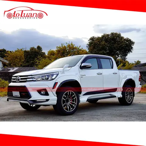 Xe Toyota Hilux 2016