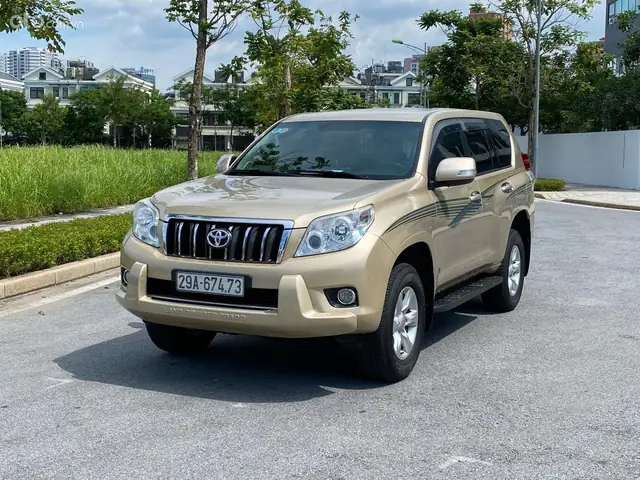 Xe Toyota Prado 2012