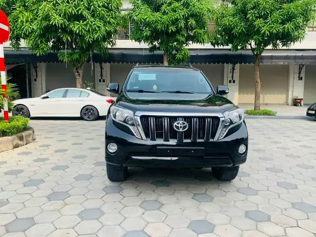 Xe Toyota Prado 2014