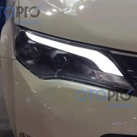 Xe Toyota Rav4 2014