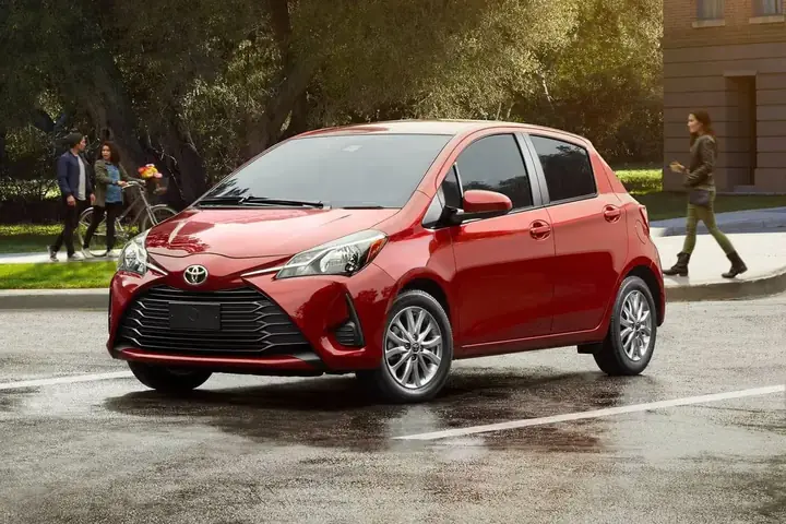 Xe Toyota Yaris 2018