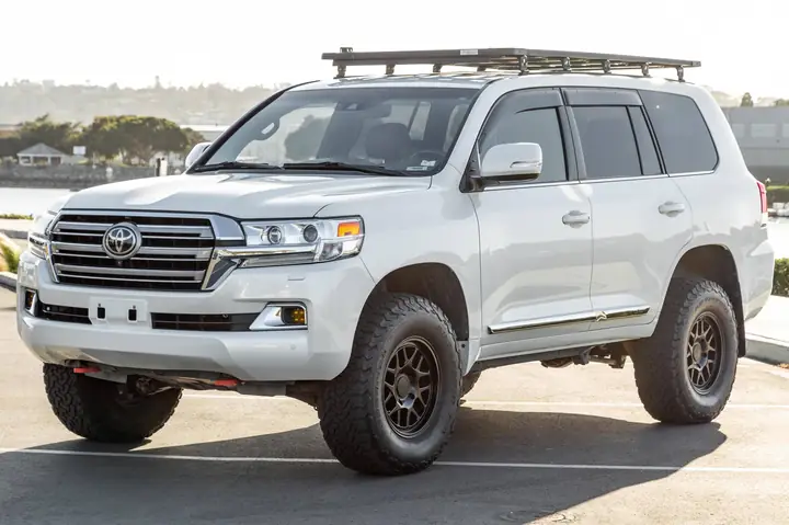 2016 Toyota Land Cruiser For Sale