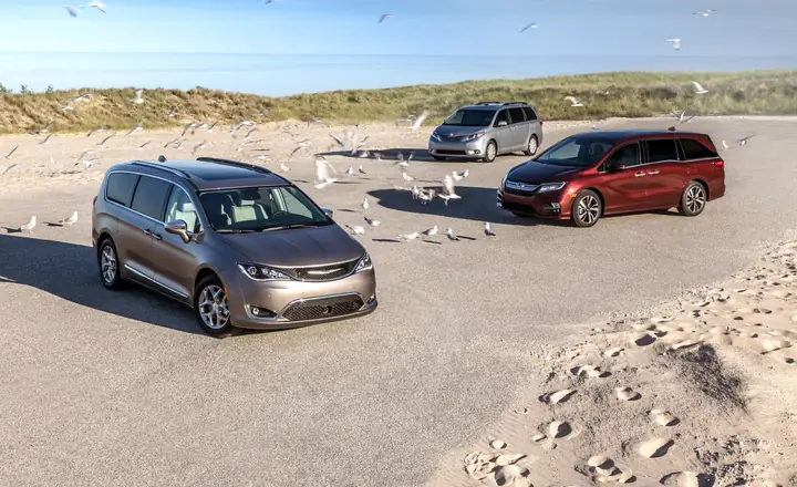 2017 Toyota Sienna Vs 2017 Honda Odyssey 2017 Toyota Sienna Vs 2017 Honda Odyssey