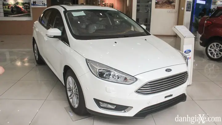 2018 Ford Focus Vs 2018 Toyota Corolla 2018 Ford Focus Vs 2018 Toyota Corolla
