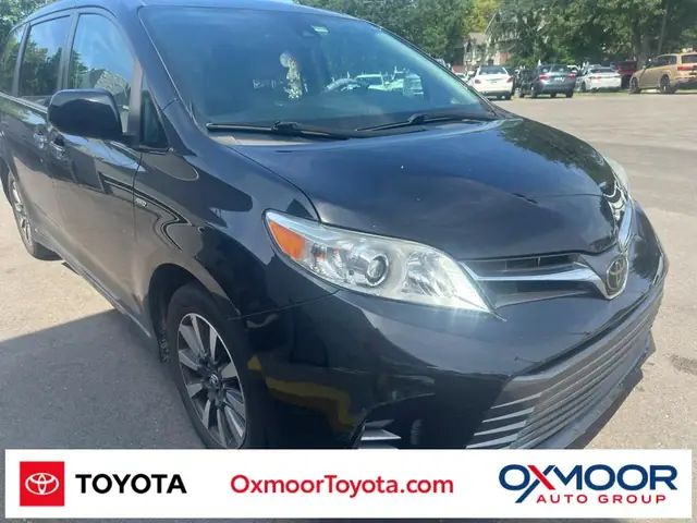 2018 Test Group Toyota Sienna Excel