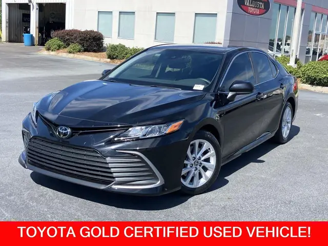 2018 Toyota Camry Hybrid Le Used
