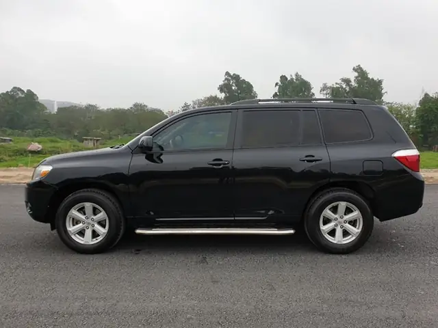 2019 Toyota Highlander Le 2.7 L Suv