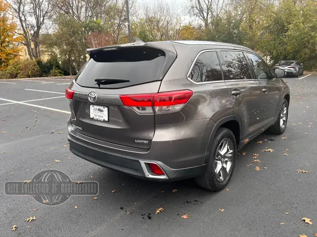 2019 Toyota Highlander Limited Platinum Colors