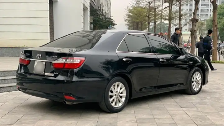 Accord Cũ Hay Toyota Camry Cũ