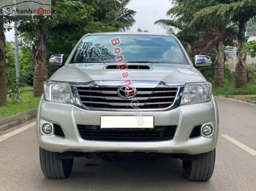 Baán Xe Toyota Hilux G 2013