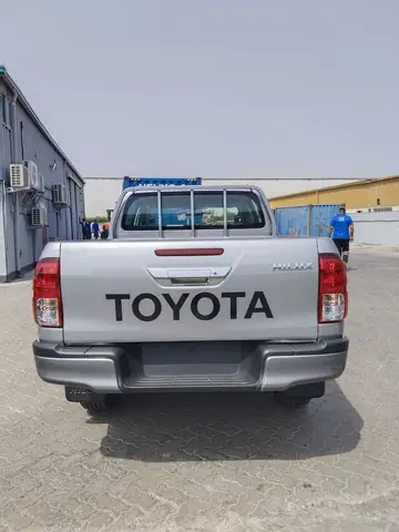 Bán Tải Cabin Kép Toyota Hilux 2013