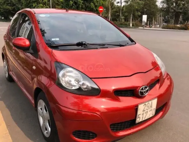 Bán Toyota Aygo 2013 Màu Đỏ