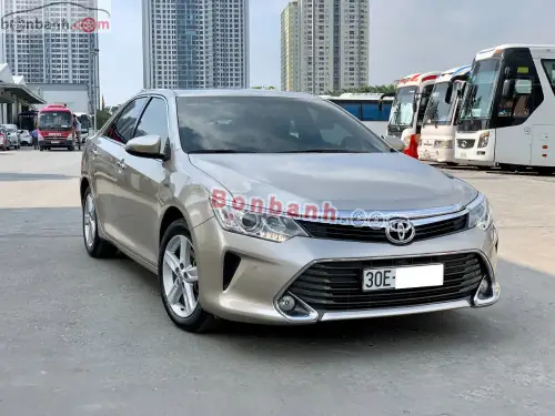 Ban Toyota Camry 2.5 Q 2016