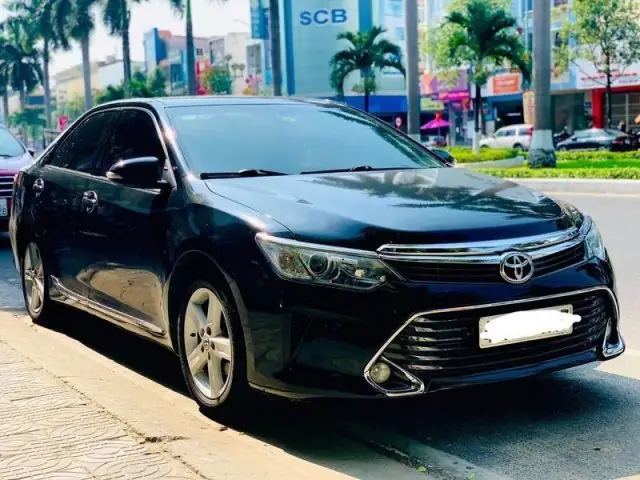 Ban Toyota Camry 2.5 Q 2016