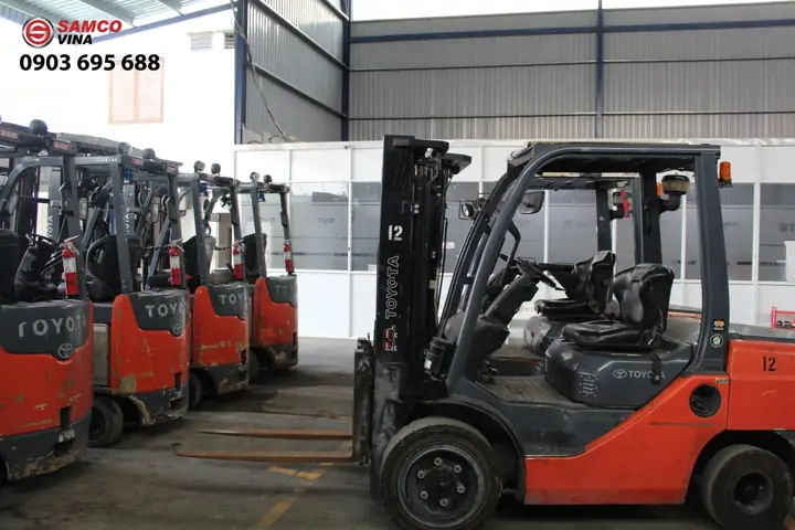 Bán Xe Nâng Toyota 3 Tấn 2006 Bán Xe Nâng Toyota 3 Tấn 2006