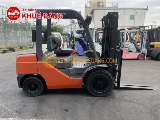 Bán Xe Nâng Toyota 62-8fd30 Cũ