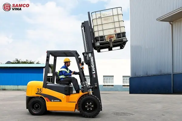 Bán Xe Nâng Toyota Mới Đà Nẵng